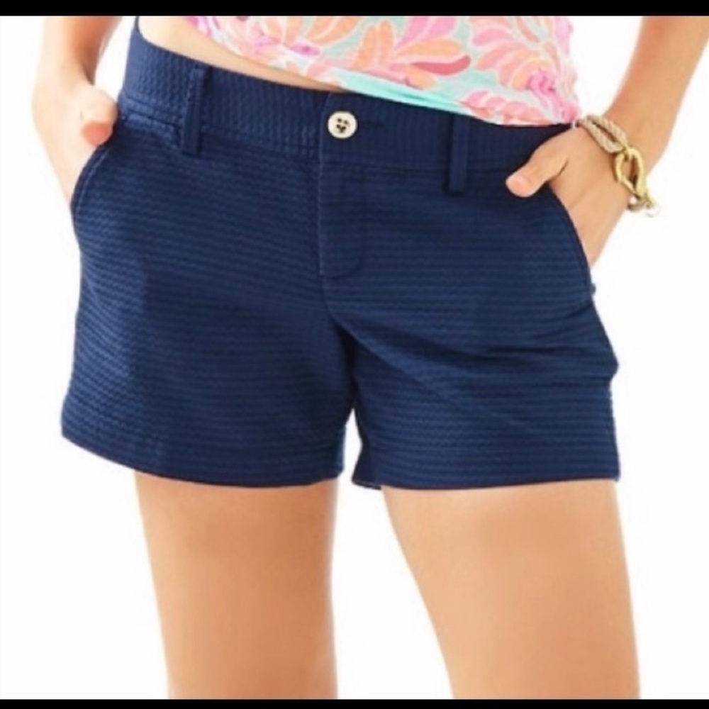 Lilly Pulitzer Jayne Short in True Navy